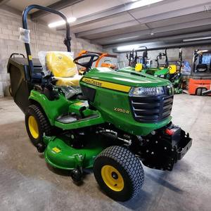 Cortadora de Césped a Gasolina John Deere X950R Nueva, 48v 650W, Altura Máxima de Corte de 1000mm, 2 Años de Garantía - Product Image 1