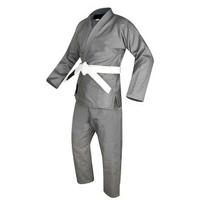 Combinaison de judo conçue pour l'entraînement et la compétition, fabriquée en tissu de coton durable offrant confort et résistance pour la pratique quotidienne au dojo. - Product Image 1