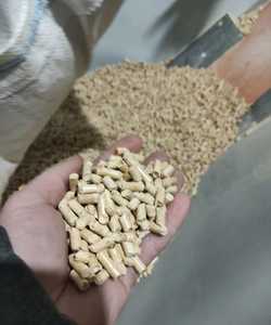 Se venden pellets de madera de pino - Product Image 4