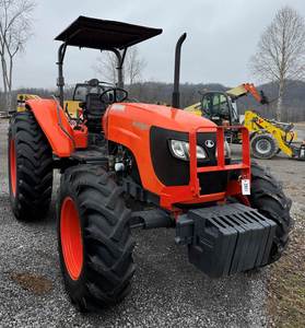 Tractor Kubota M108SDSC 2014: Potencia y Rendimiento Confiables para Agricultura de Trabajo Pesado - Product Image 6