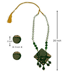 Ensemble de bijoux fins faits à la main, collier en soie Muga verte avec pendentif en perles de cristal et or pour les mariages, les fêtes, les cadeaux - Product Image 2