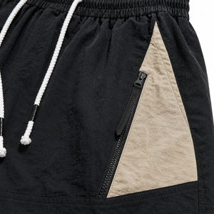 Pantalones cortos de nailon negros para hombre, cintura elástica con cordón, pantalones cortos deportivos informales de verano con bolsillos con cremallera, pantalones cortos de gimnasio con paneles laterales en contraste - Product Image 6