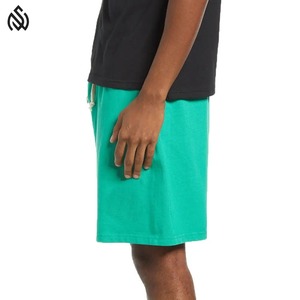 Offre Spéciale Short de survêtement pour hommes avec logo personnalisé High Street Vêtements de jogging en coton Short en molleton de grande taille Vente en gros de shorts - Product Image 4