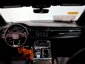 4dr สมรรถนะ Q8 2025 Au_di RS รถ SUV AWD - Product Image 2