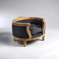Lit pour animaux de compagnie de luxe en bois massif moderne Jacques Kay