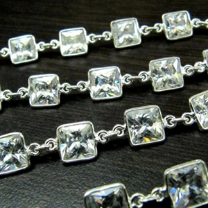 Zirconia cúbica Briolette Cojín cuadrado Forma Tamaño 8mm Bisel Conector Cadena de piedras preciosas hecha a mano vendida por pie - Product Image 1