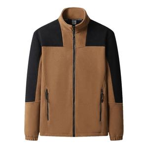 Veste polaire chaude en gros Veste de sport de plein air unie avec poche zippée pour hommes - Product Image 4