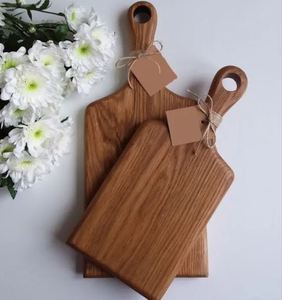 Planche à découper en bois de la meilleure qualité avec une rainure à jus pour capturer les liquides tout en tranchant les fruits légumes viandes sans effort - Product Image 6