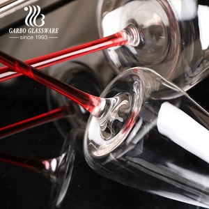 <span class=keywords><strong>Petit</strong></span> gobelet en <span class=keywords><strong>verre</strong></span> artisanal quantité minimale de commande peinture à la main couleur rouge et noir tige pelle série tulipe vin <span class=keywords><strong>champagne</strong></span> rhum <span class=keywords><strong>verre</strong></span> de service - Product Image 2