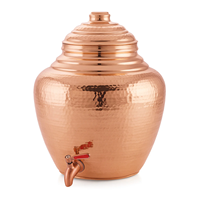 Distributeur de réservoir d'eau en cuivre personnalisé Pot distributeur d'eau professionnel de tailles moyennes Pot en cuivre au design martelé