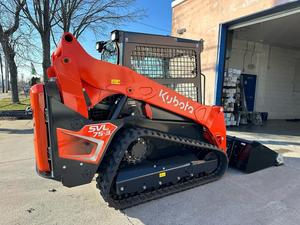 รถตักล้อยาง Kubota SVL75-3 ราคาประหยัด พร้อมบุ้งกี๋หน้า สำหรับงานก่อสร้างในฟาร์ม - Product Image 3