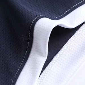 Ropa de baloncesto cómoda de alta calidad, la mejor tela suave con conjuntos transpirables con logotipo personalizado - Product Image 4