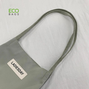 Tùy chỉnh in Hữu Cơ bông vải <span class=keywords><strong>Tote</strong></span> Túi mua sắm thân thiện với môi tái sử dụng trung tính thư mẫu logo bao gồm hiện đại - Product Image 3