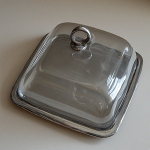 Vintage <b>Cake</b> <b>Dome</b> With Hammered Wooden Base And Smooth Transparent <b>Glass</b> Cover Artisan Handmade Offering Decorative Accent - Product Image 6