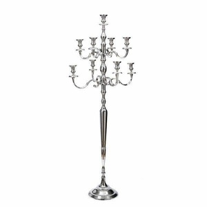 Candélabres décoratifs de haute qualité en métal de finition pour les mariages Table centrale en métal au design moderne - Product Image 5