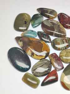 พลอยกึ่งมีค่าผสมรูปร่างและขนาดหลังเรียบตัดเป็นล็อตอัญมณีหลวมที่ดีที่สุดสำหรับการทำเครื่องประดับ - Product Image 2