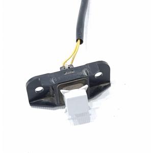 Bouton d'ouverture de hayon arrière RENAULT Talisman Saloon 906064925R (15>) - Product Image 3