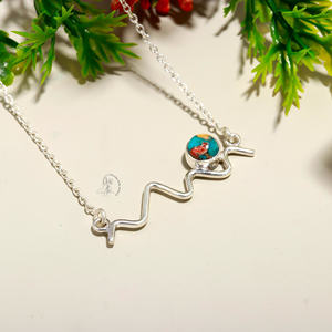 สร้อยคอ Lover's Design ขายดี จี้คลาสสิก ประดับด้วยหินเทอร์ควอยซ์แท้ทรงกลมเจียระไนแบบ Prong Setting ดีไซน์ทันสมัย - Product Image 2