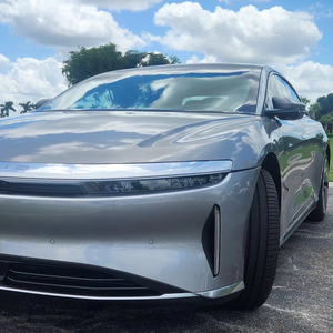 รถยนต์พลังงานใหม่ Lucid Air Touring Dual-Motor AWD Sedan ปี 2023 ระยะทางวิ่ง 384 ไมล์ สี Cosmos Silver หลังคากระจก พร้อมจำหน่าย - Product Image 3