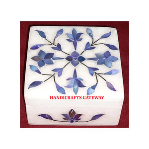 Boîte en marbre blanc de forme rectangulaire et de taille standard, style luxueux, finition fine, incrustation de nacre, boîtes à bijoux à prix avantageux - Product Image 1