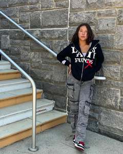 ชุดวอร์มกางเกงมีฮู้ดแบบมีซิปติดโลโก้ออกแบบได้ตามต้องการผ้าปักพลอยเทียมแบบลำลองสีพื้นชุดวิ่ง - Product Image 2