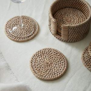 Vente en gros de sous-verres ronds tissés en rotin naturel de haute qualité avec support de sous-verre résistant à la chaleur sous-verres en rotin en osier de meilleure qualité - Product Image 3
