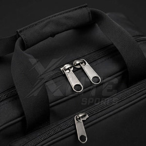 Sac de transport de haute qualité pour équipement de gardien de but, avec poignée, conçu pour ranger les gants, les chaussures et les accessoires sportifs. - Product Image 5