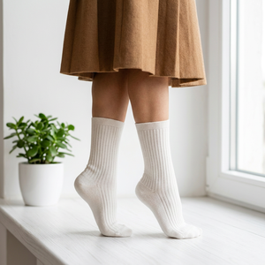 Chaussettes mi-mollet pour femmes avec ajustement à angle droit de 90 degrés breveté 72 - Product Image 1