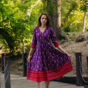 Robe Ikat Lola tissée à la main en pur coton, longueur mollet, style bohème, faite à la main, éthique, décontractée, pour les occasions spéciales - Product Image 1