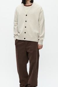 Suéter de manga larga de algodón 100% elegante y cómodo para hombres con logotipo personalizado y bordado para ropa informal - Product Image 3