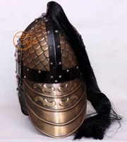 Casque d'armure à l'échelle de guerrier viking avec plume en crin de cheval |   Casque de bataille fantastique en métal artisanal pour cosplay et exposition de collection
