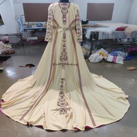 Robe Kaftan Traditionnelle Musulmane Algérienne Sur Mesure, Abaya Longue en Crêpe Importé de Haute Qualité pour l'Été et le Printemps, Broderie Faite à la Main