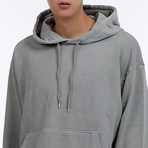 เสื้อฮู้ดดี้ผู้ชายทรงโอเวอร์ไซส์ ผ้าฟลีซเนื้อนุ่ม สวมใส่สบาย พิมพ์โลโก้ตามสั่ง ดีไซน์ใหม่ คุณภาพสูง สีพื้น - Product Image 2