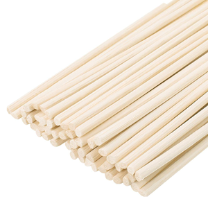 Bâtonnets de diffuseur de roseaux en rotin incontournable, huiles aromatiques de crème blanche naturelle pour spa et aromathérapie, fournisseur en gros au Vietnam - Product Image 2