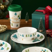 Coffret de Vaisselle en Porcelaine Céramique Classique Écologique et Durable à Motifs Festifs pour Cadeaux de Noël – Assiettes, Bols, Tasses et Mugs