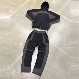 Ensemble de survêtement unisexe 2026 personnalisé avec logo, en nylon, pour la course, le fitness, le streetwear, avec pantalon, pour le jogging et l'entraînement en salle de sport - Product Image 3