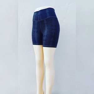 Pantalones cortos de mujer de alta calidad último diseño logotipo personalizado con impresión de cierre de cintura elástica pantalones cortos transpirables calientes - Product Image 4