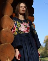 Robe longue à manches longues en lin 100% brodé à la machine, col en V, style bohème vintage, écologique, lavable, respirante et légère