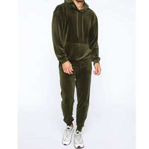 Vente en gros de velours de haute qualité sweat à capuche zippé personnalisé joggers deux pièces survêtement homme en velours - Product Image 3