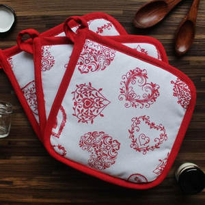 Fournisseur en gros d'accessoires de cuisine essentiels, maniques en coton de qualité supérieure, résistantes à la chaleur et réutilisables - Product Image 4