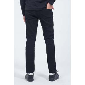 กางเกงยีนส์ทรงตรงสไตล์วินเทจสำหรับผู้ชาย 'GAMBIT' รุ่นเอวต่ำปานกลาง ปักลาย ล้างสีเข้ม สไตล์ฮิปฮอป ลายเสือดาว เหมาะสำหรับฤดูหนาว - Product Image 2