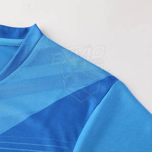 Maillot de football de style nouveau, vêtements d'entraînement, prix bas, séchage rapide, maillot de football pour hommes en prix de gros - Product Image 3