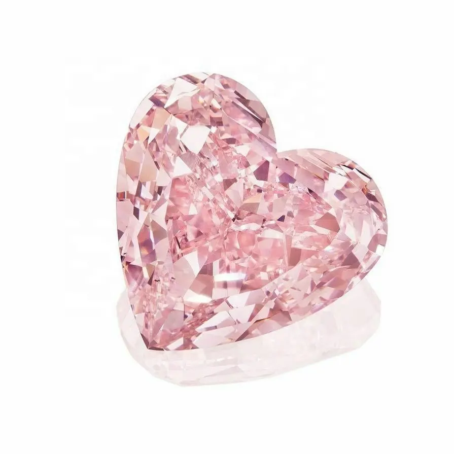 Présentant Natural Lab Grown 2 carats Fancy Intense Pink VVS 2 Excellent Cut Heart Diamond Pour la vente en gros de bijoux