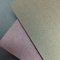 Vente en gros de texture de grain de papier de spécialité en cuir noir gaufré de crocodile pour l'emballage et l'emballage de cadeaux