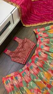 Exclusivo Lehenga Choli de Seda con Estampado Digital Étnico de Diseñador, Dupatta de Georgette Sin Coser, el Más Hermoso para Bodas - Product Image 2