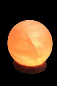 Lampe de sphère de sel rose de l'Himalaya faite à la main sculpté artisanat naturel pour l'élégance de la maison Style d'amour décoratif du Pakistan - Product Image 5