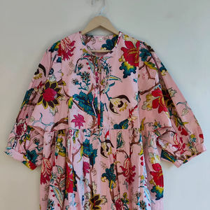 Robe longue décontractée d'été à manches longues et col en V, imprimé floral en coton rose Guleen - Product Image 1