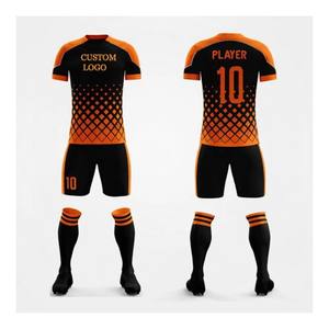Uniformes de fútbol con estampado liso de cuello redondo, uniformes de fútbol personalizados y diseños personalizados para hombres, kit de fútbol personalizado a precio barato para jóvenes - Product Image 4