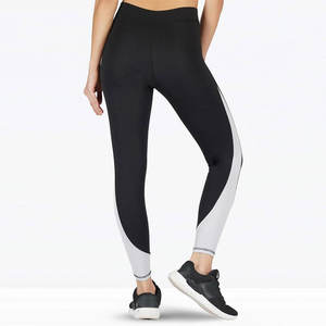 Ensemble de yoga et leggings de sport grande taille pour femmes - Respirant, léger, design personnalisé, tenue de sport 2 pièces - Product Image 1