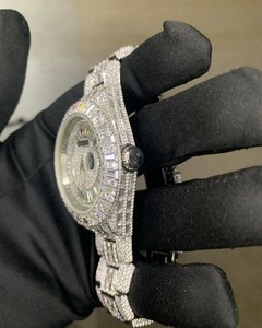 Personalizado redondo y corte Baguette VVS Moissanite diamante Acero inoxidable Iced Out reloj de pulsera automático Hip Hop hombres colección - Product Image 3